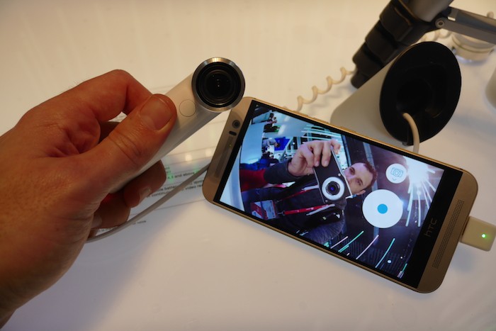 HTC Re : retour photo sur le smartphone