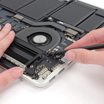 ifixit difficile de demonter le macbook pro retina de 13 pouces 1