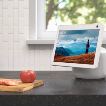 Echo Show 10 Glacier White Kit