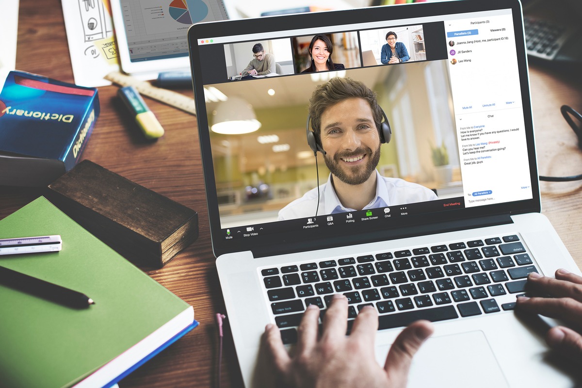 zoom video conferencing online m