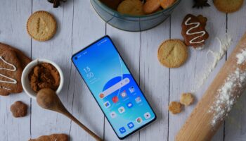 OPPO Reno6 Pro 35