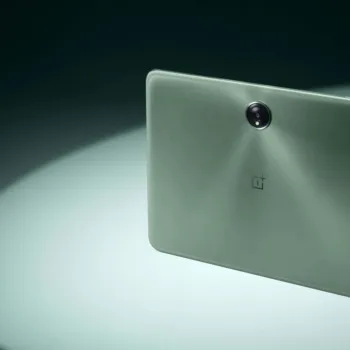 OnePlus Pad hero in the spot