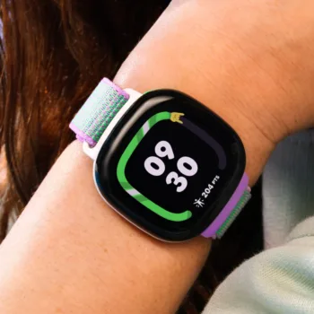 Fitbit Ace LTE : Première montre enfant avec Wear OS et connectivité LTE