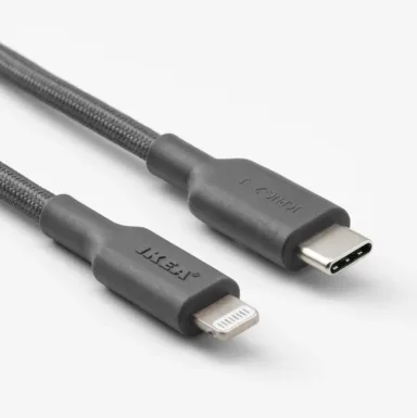 lillhult usb c to lightning dark 1 jpg