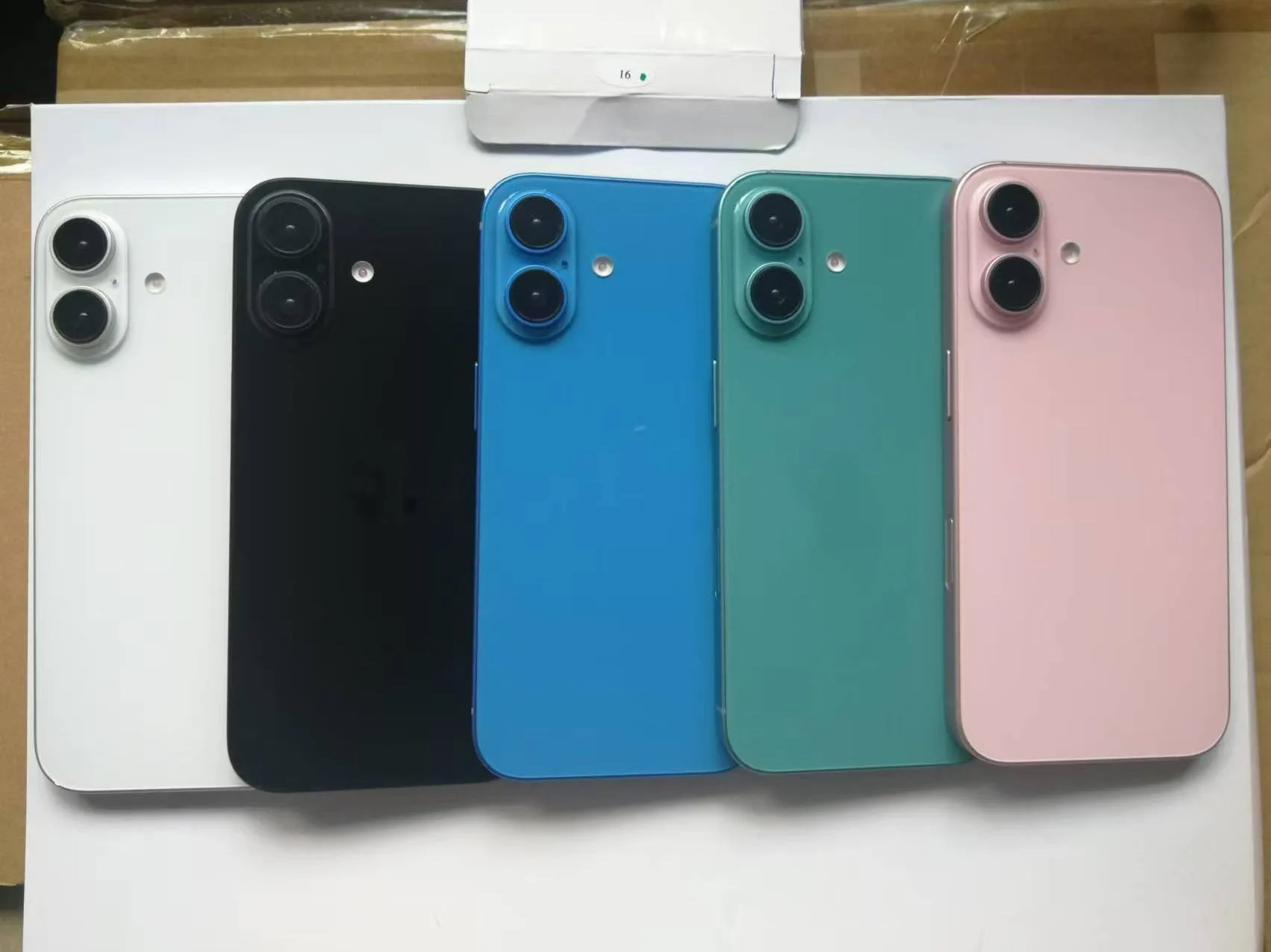 Voici ce que pourrait être la gamme de couleurs de l'iPhone 16