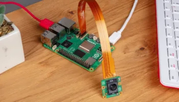 Raspberry Pi lance sa caméra IA : la vision artificielle à la portée de tous