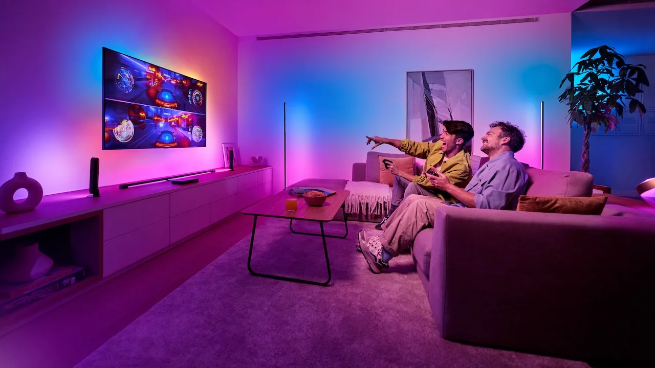 Philips Hue Play HDMI Sync Box : Prise en charge 8K et HDMI 2.1 enfin dévoilée