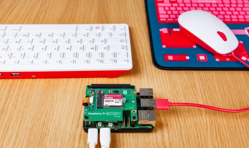 Stockage Raspberry Pi 5 : Optimisez votre système avec les nouveaux SSD PCIe officiels