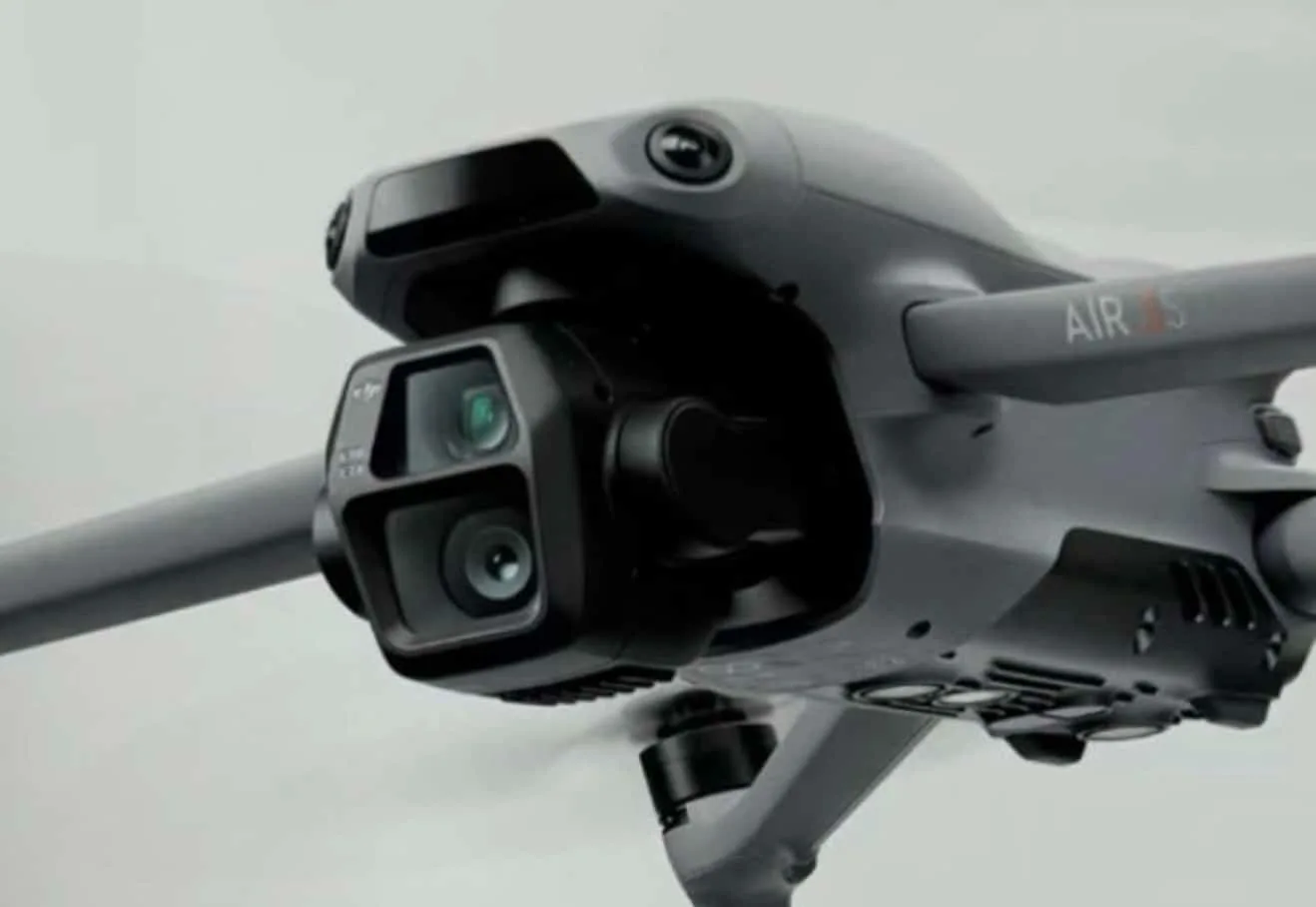 DJI Air 3S : Lancement officiel le 15 octobre, le drone qui vous suit à la trace !