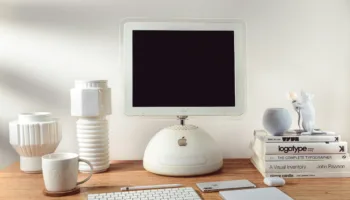 Apple : un écran connecté inspiré de l'iMac G4 pour 2025 ?