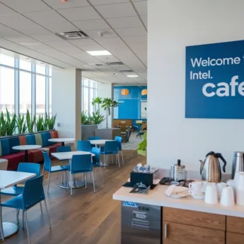 Intel : Du café gratuit pour remonter le moral des troupes ?