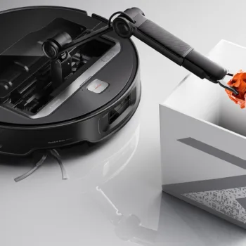 Roborock Saros Z70 : L'aspirateur robot qui range vos objets !