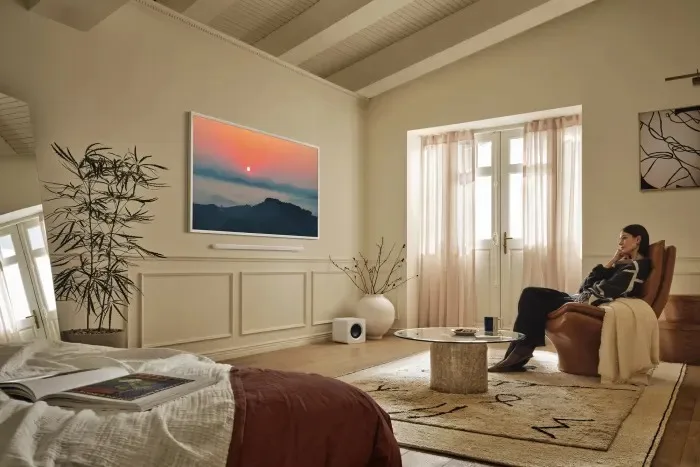 CES 2025 : Samsung The Frame Pro, l'art et la technologie fusionnent