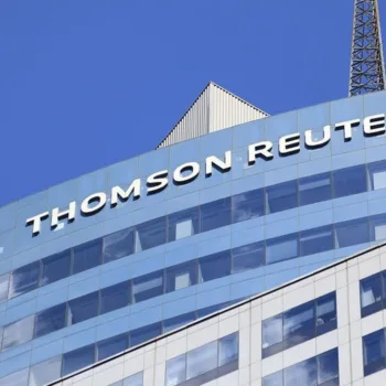 Thomson Reuters gagne son procès : l'IA ne peut pas copier son contenu !