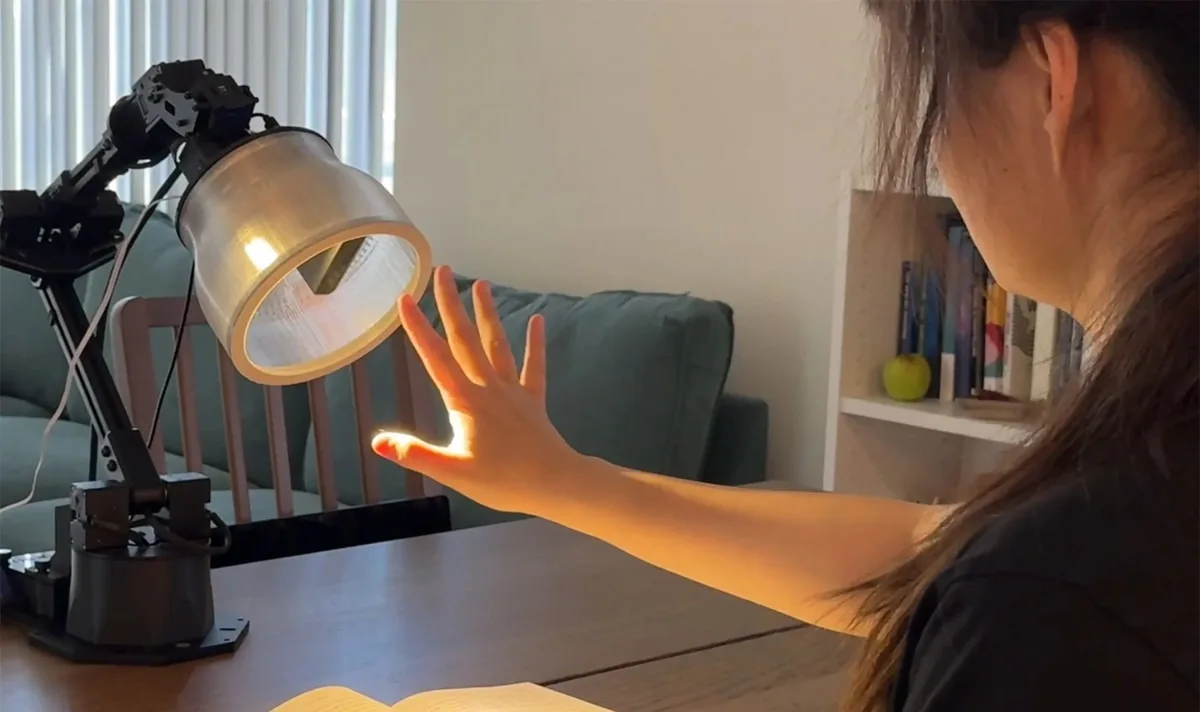 Apple : Un robot-lampe expressif et mignon comme dans Pixar !