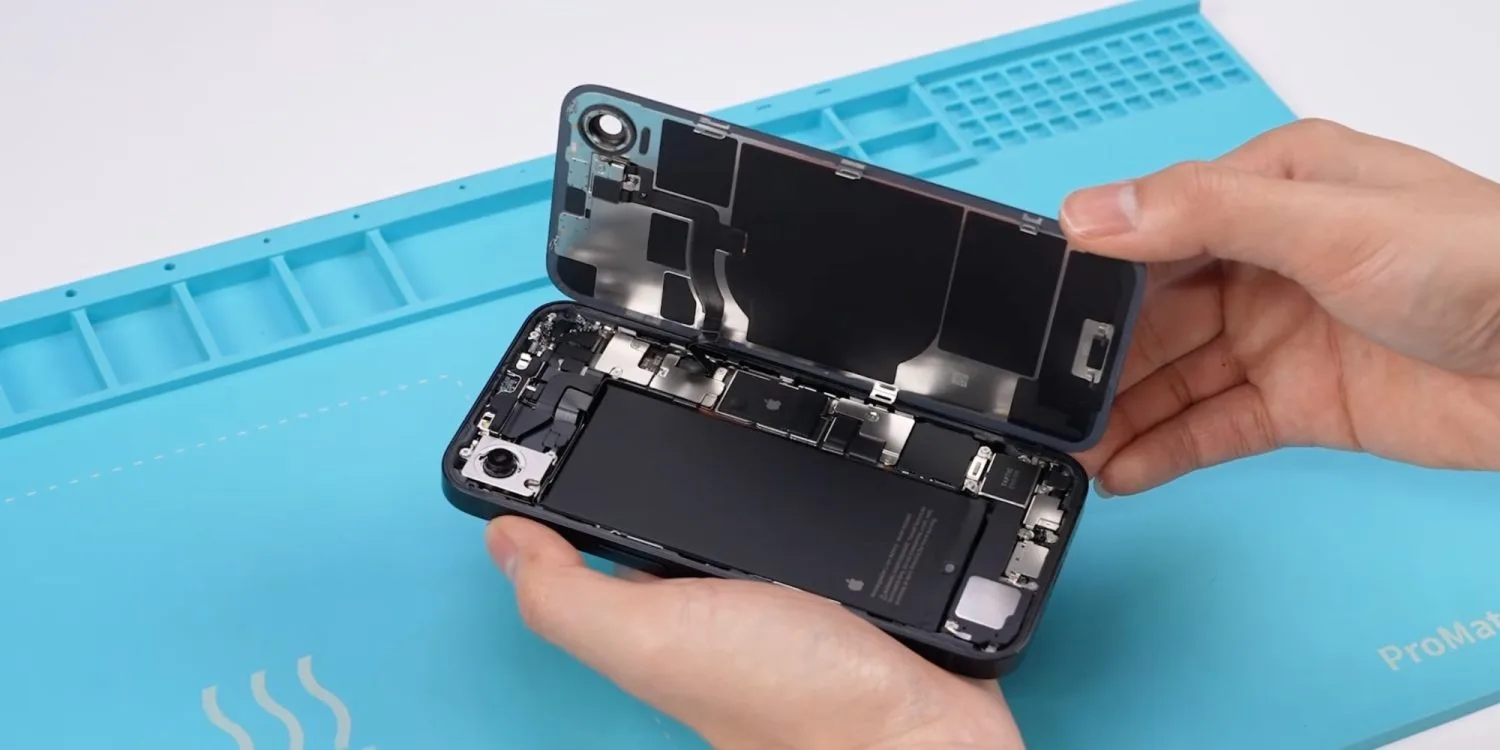 iPhone 16e teardown