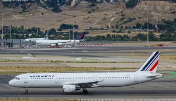 Air France : un smartphone perdu, retour en urgence, coûts et leçons sur la sécurité des batteries en vol