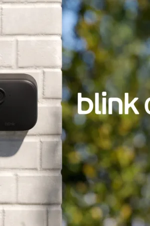 Blink Outdoor 4 : 2 ans d'autonomie, vision nocturne améliorée, prix canon